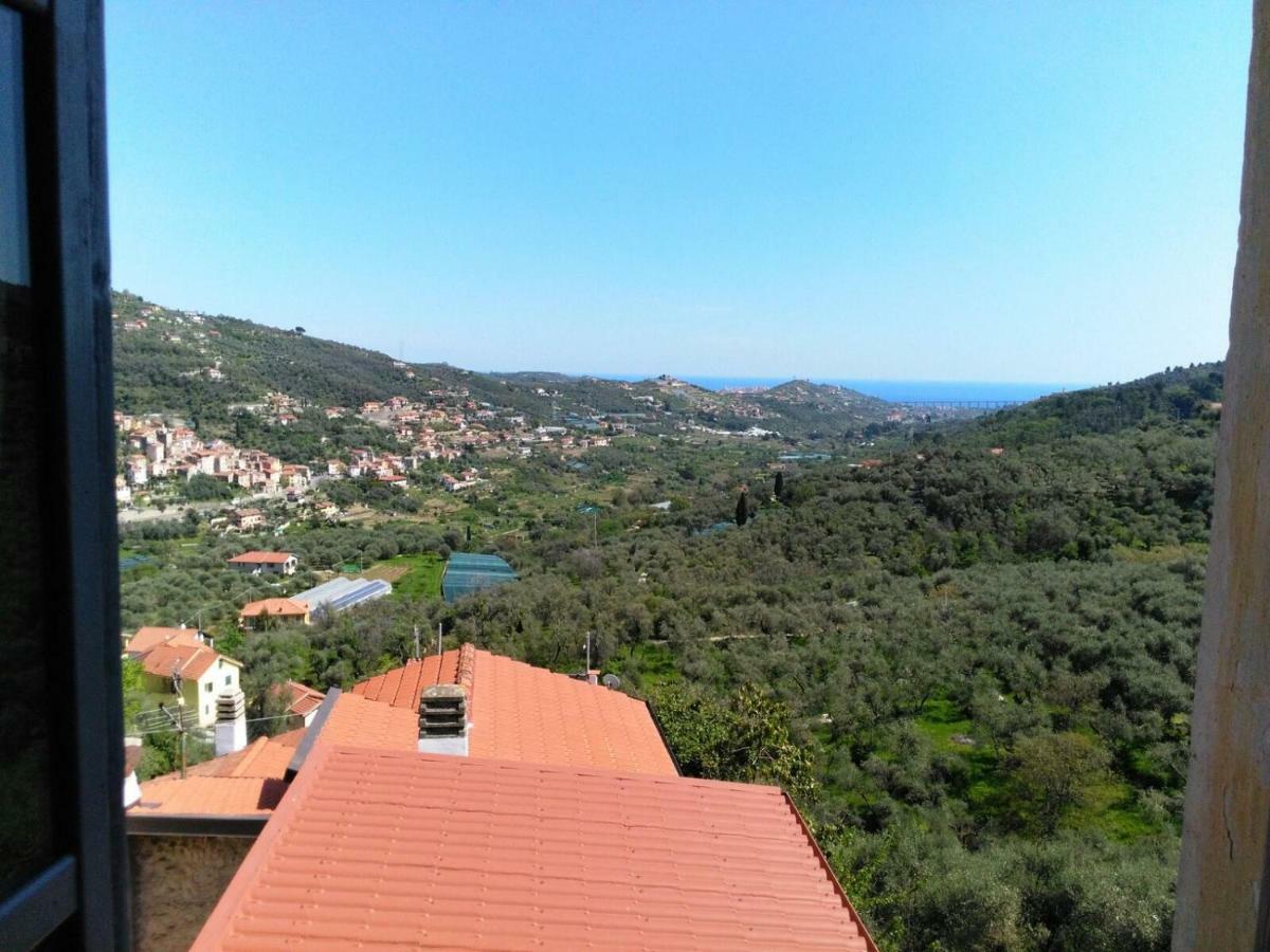 Lovely Renovated Apartment Near Dolcedo Exterior foto