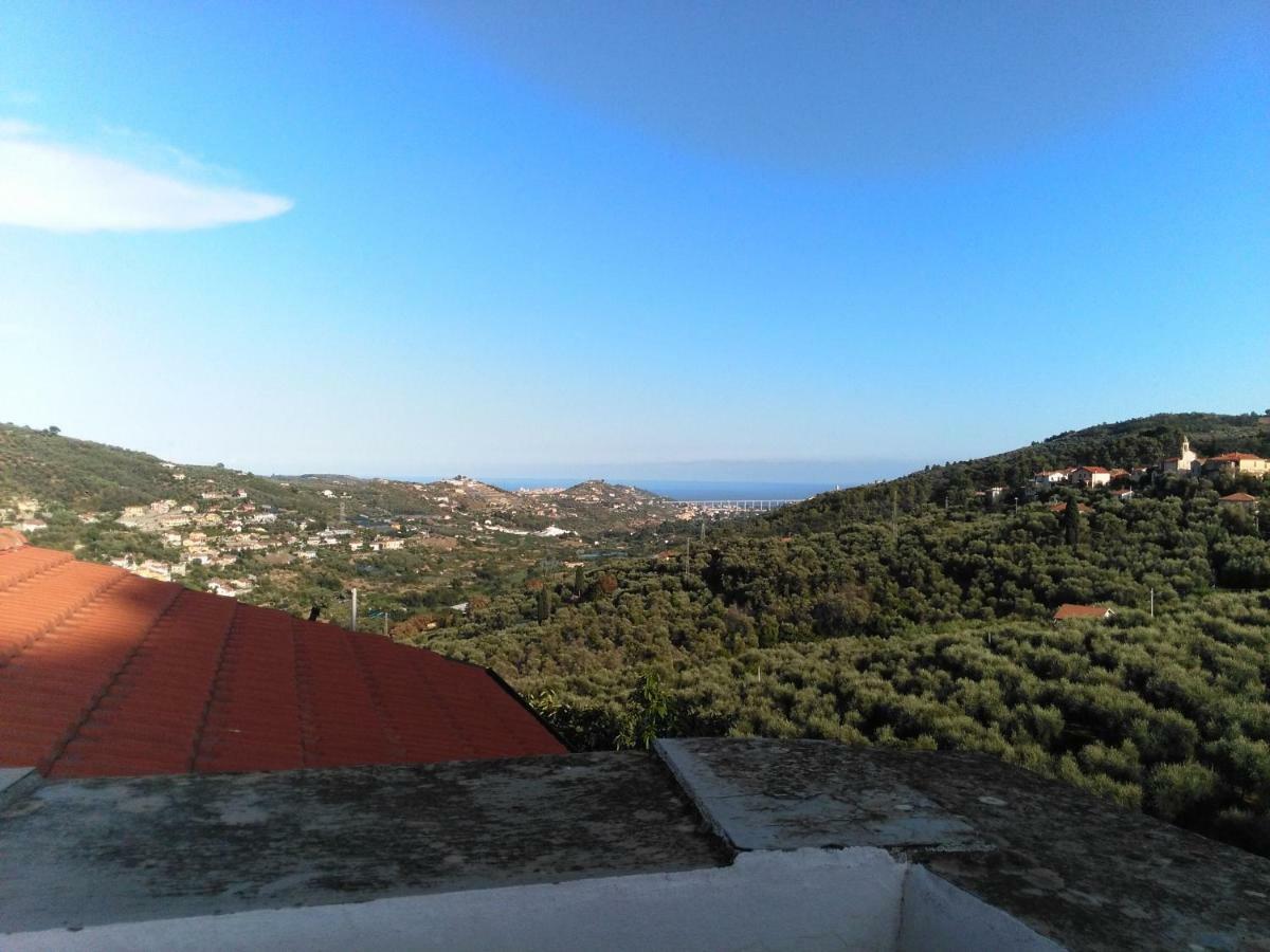 Lovely Renovated Apartment Near Dolcedo Exterior foto
